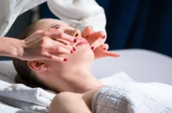 Algenpeeling mit japanischer Gesichtsmassage München
