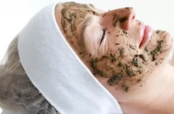 Algenpeeling mit japanischer Gesichtsmassage München