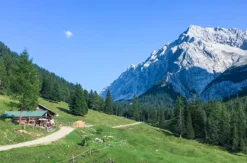 Anspruchsvolle E-Bike-Tour auf die Hallerangeralm
