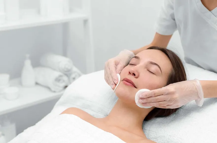 Aqua Facial Großweil