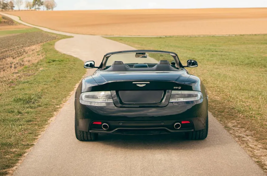 Aston Martin Volante mieten Weil der Stadt (8 Std.)