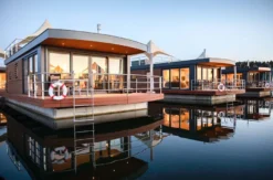 Außergewöhnlich Übernachten im Floating Village für 2 (3 Nächte)