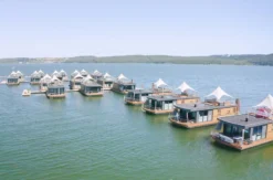 Außergewöhnlich Übernachten im Floating Village für 2 (3 Nächte)