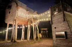 Außergewöhnlich Übernachten im Baumhaus im Wolfcenter Dörverden für 2 (1 Nacht)