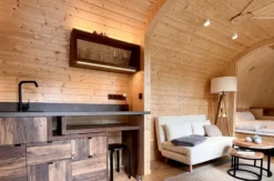 Außergewöhnlich Übernachten im Holz Iglu Oranienburg für 2 (1 Nacht)