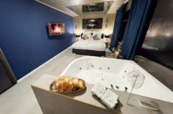 Außergewöhnlich Übernachten im Erotik-Apartment Goldene Versuchung Vlotho für 2 (1 Nacht)