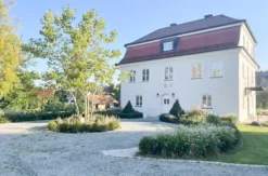 Außergewöhnlich Übernachten im Schloss Rottenburg für 8 (2 Nächte)