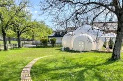 Außergewöhnliche Übernachtung im Bubble Tent Weyregg am Attersee für 2 (1 Nacht)