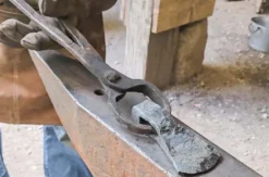Axt schmieden auf Burg Brandenstein Schlüchtern