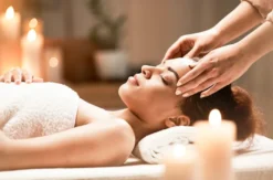 Ayurvedische Ganzkörpermassage für Frauen Berlin