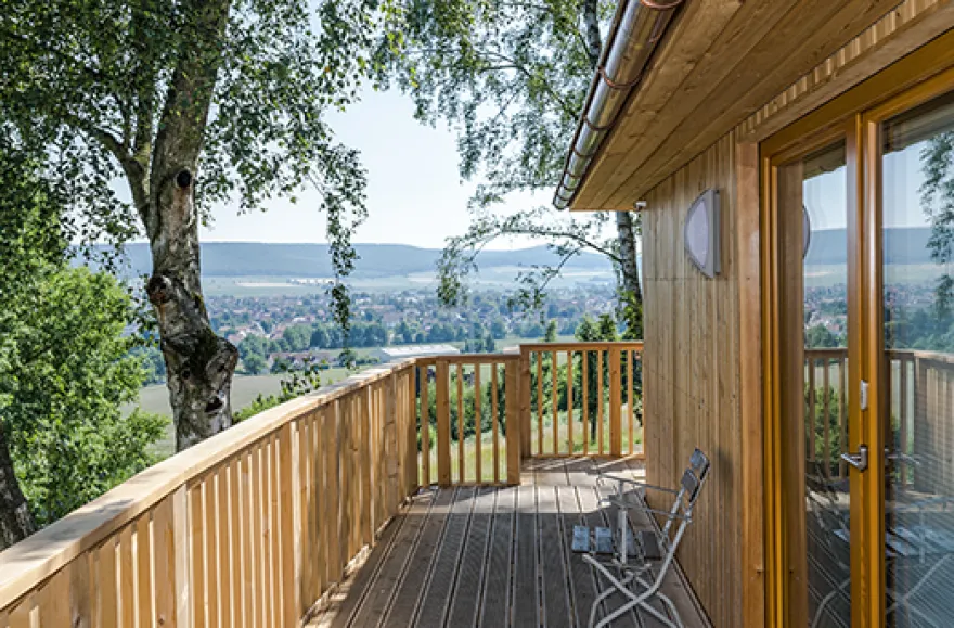 Baumhaus-Übernachtung in Niedersachsen für 2