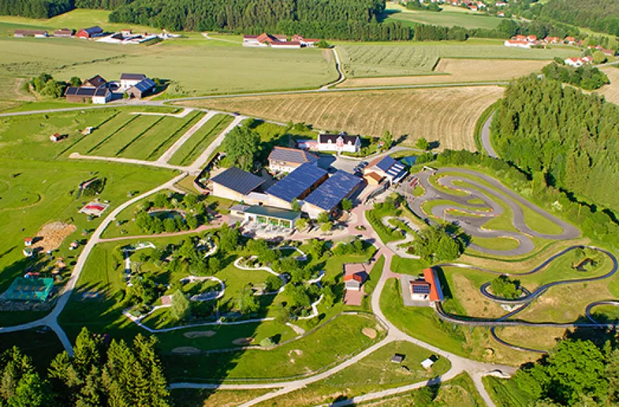 Baumhaus-Übernachtung in Niederbayern für 2