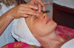 Beautyanwendung mit Massage München (1,5 Std.)