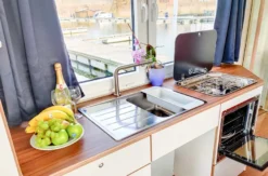 Übernachtung auf dem Hausboot mit Sauna Rechlin (3 Nächte)