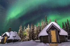 Übernachtung in der Glasdach-Hütte in Lappland für 2