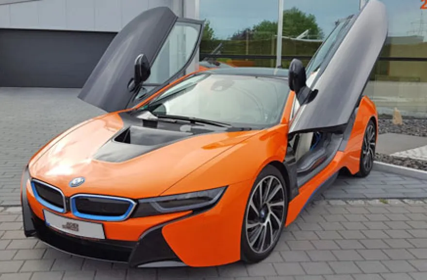 BMW i8 fahren