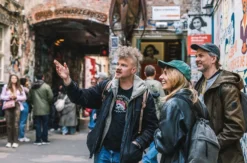 Breakfast & Alternative City Tour Berlin