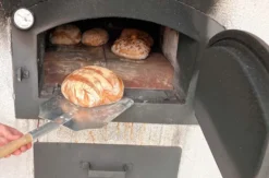 Brotbackkurs am Holzofen für 2 Tage Kulz