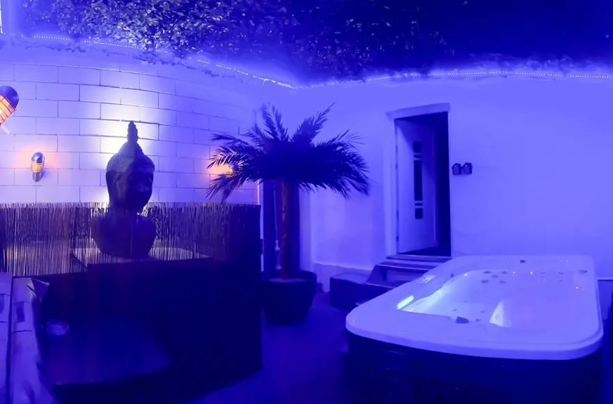 Bubble Hotel mit Apartment und Whirlpool Raum Gerolstein für 2