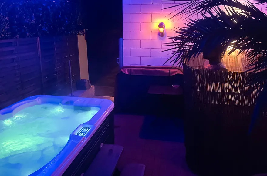 Bubble Hotel mit Apartment und Whirlpool Raum Gerolstein für 2