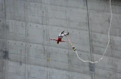 Bungee am Staudamm Klaus in Oberösterreich