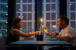 Candle Light Dinner & Hafenlichterfahrt Hamburg für 2