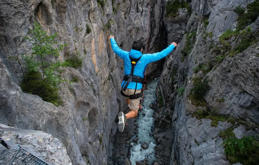 Canyon Swing Schweiz