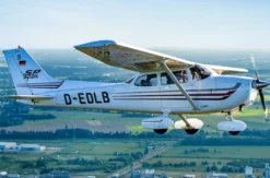 Cessna Rundflug & Candle Light Dinner Hamburg für 2