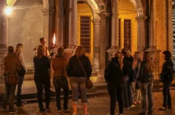 Dinner & Fackel-Stadtführung in Köln für 2