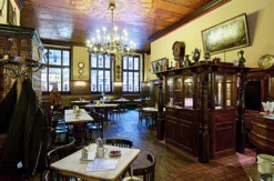 Dinner & Fackel-Stadtführung in Köln für 2