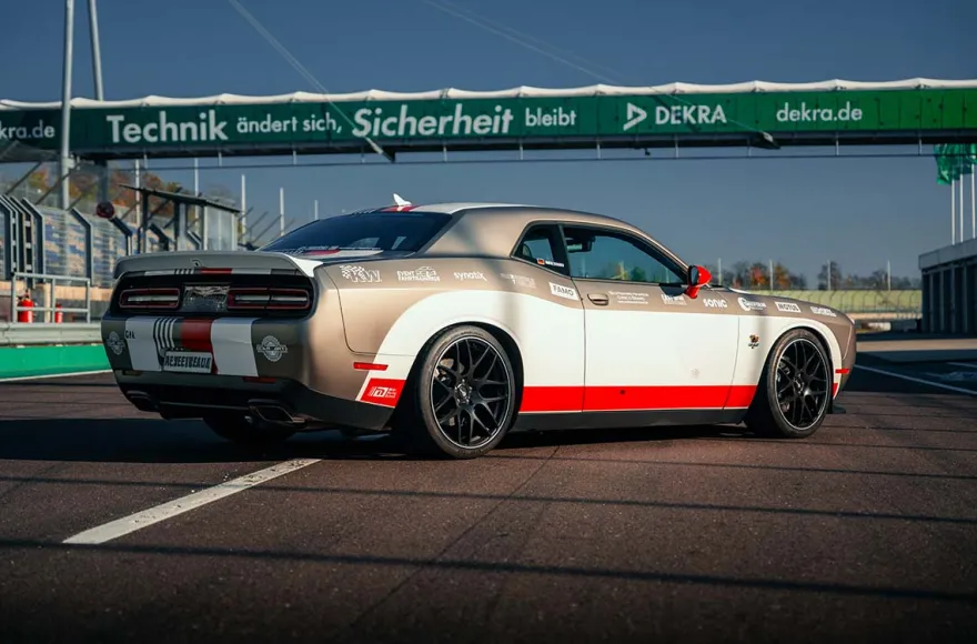 Dodge Challenger Rennstreckentraining (10 Runden)