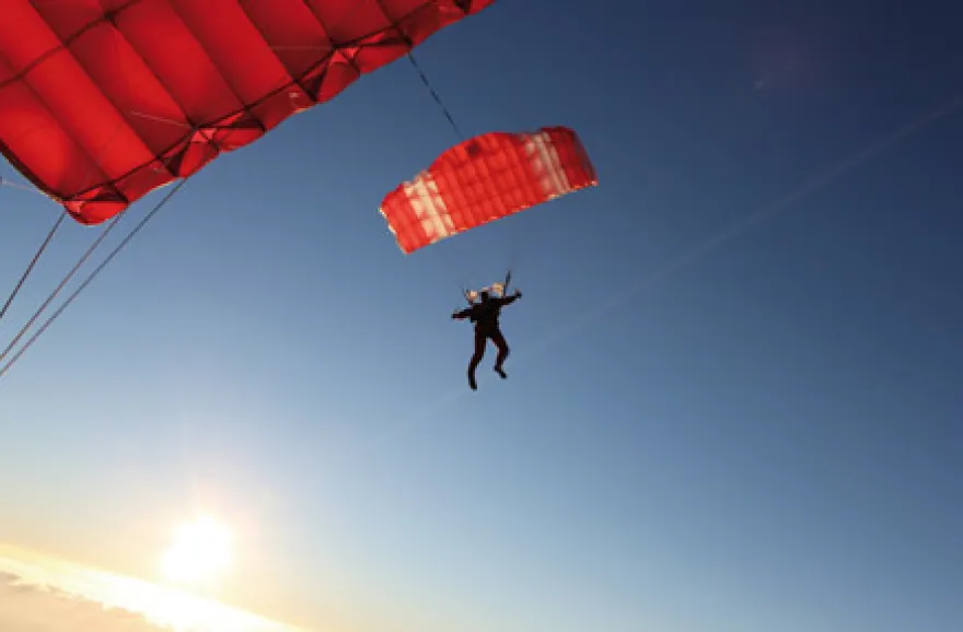 Fallschirmsprung solo