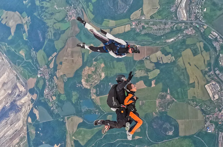 Fallschirm Tandemsprung in Most (Tschechien)