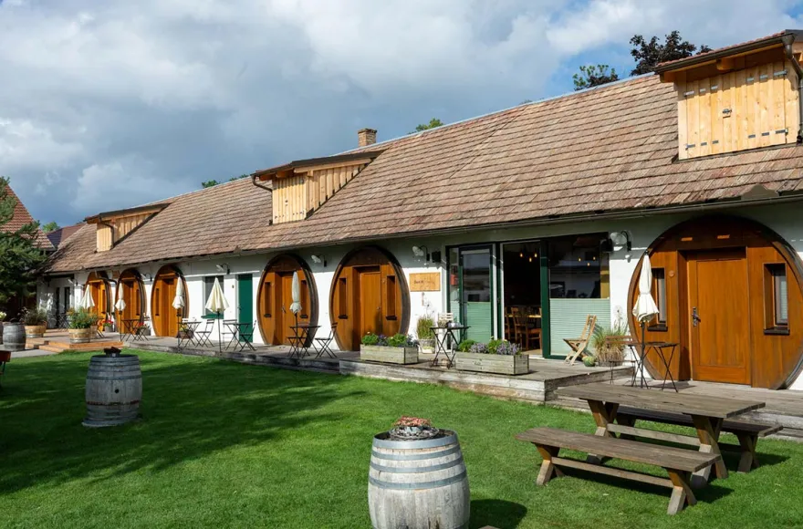 Familienurlaub im Fass für 3 (2 Nächte)