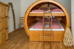 Familienurlaub im Fass für 3 (2 Nächte)