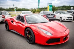 Ferrari 458 selber fahren (10 Runden)