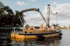 Floating Hot Tub Berlin für bis zu 6 Personen