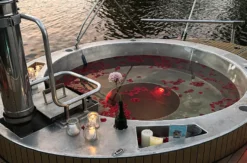 Floating Hot Tub für 2 Berlin (Romantik Special)