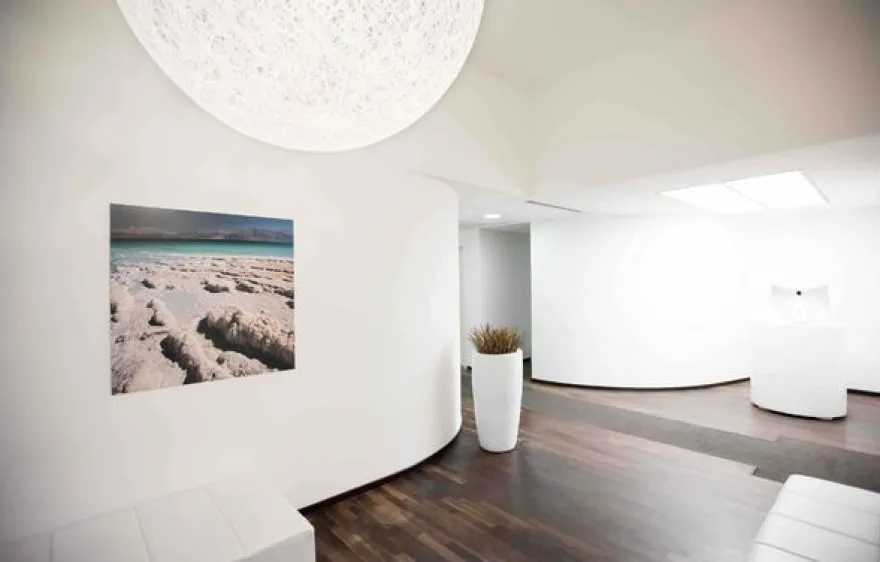 Floating (60 min) und Massage (30 min) Berlin