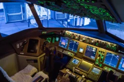 Flugsimulator Boeing 777 in Zürich (30 Min)