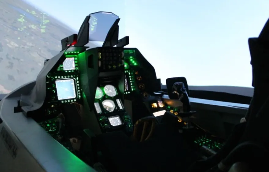 Flugsimulator Kampfjet F-16 Nürnberg