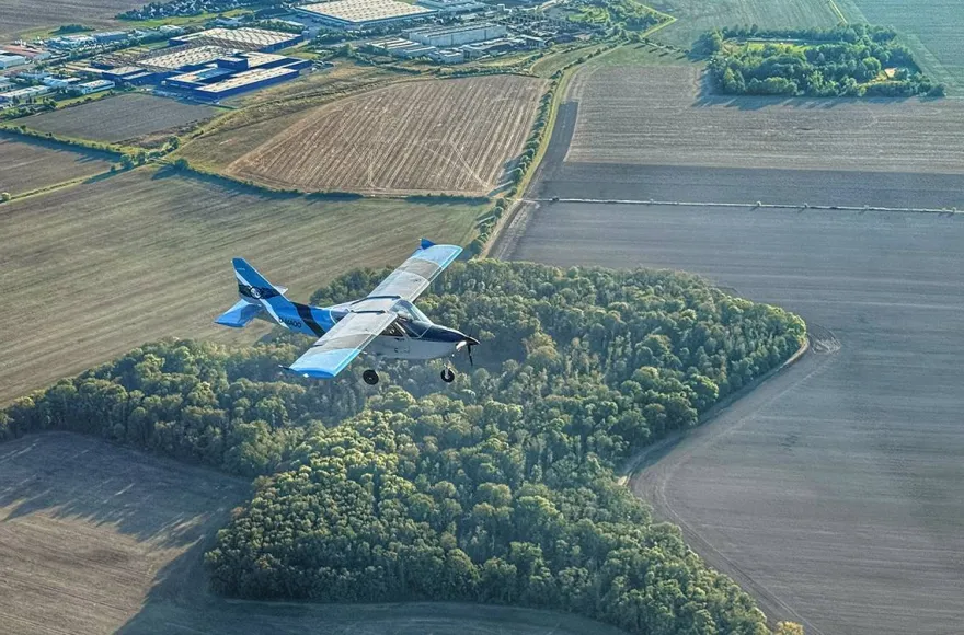 Flugzeug selber fliegen Taucha (30 Min.)