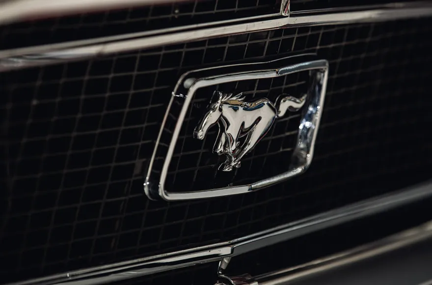 Ford Mustang Oldtimer mieten (2 Std.)