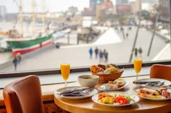 Frühstück & Elbphilharmonie Führung Hamburg für 2