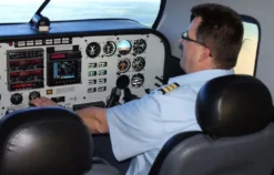 Full Flight Simulator Piper PA 34 Markranstädt (60 Min.)