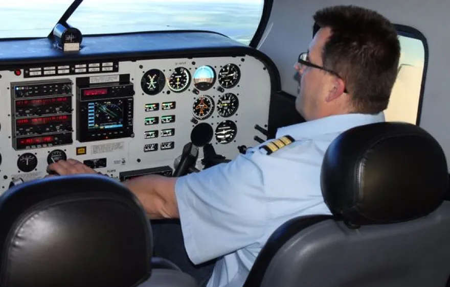 Full Flight Simulator Piper PA 34 Markranstädt (60 Min.)