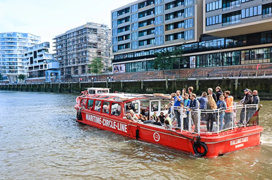 Hamburg Hafenrundfahrt (1,5 Stunden)