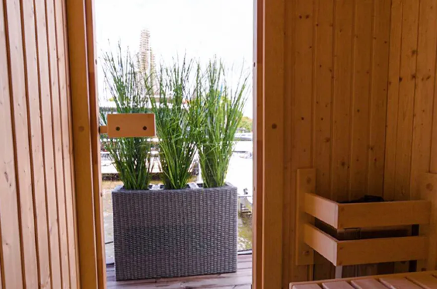Hausboot mieten mit Sauna für 2 (5 Tage)