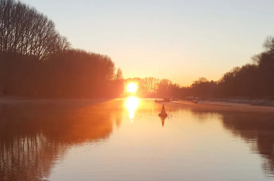 Hausboot Zander auf dem Rhein für 2 (4 Nächte)