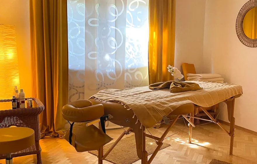 Hot Stone Massage St. Leon-Rot